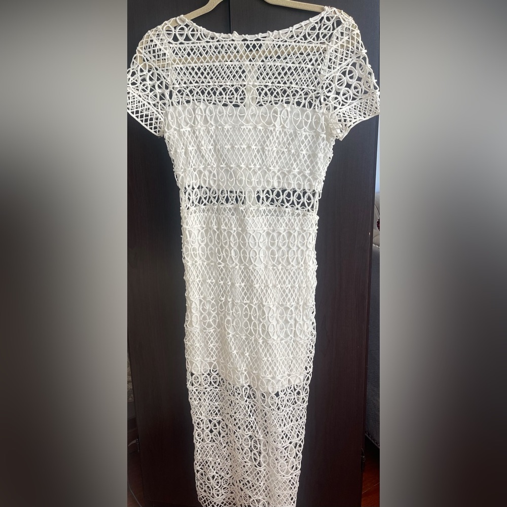 White Cap Sleeve Embroidered Appliqué Midi Dress